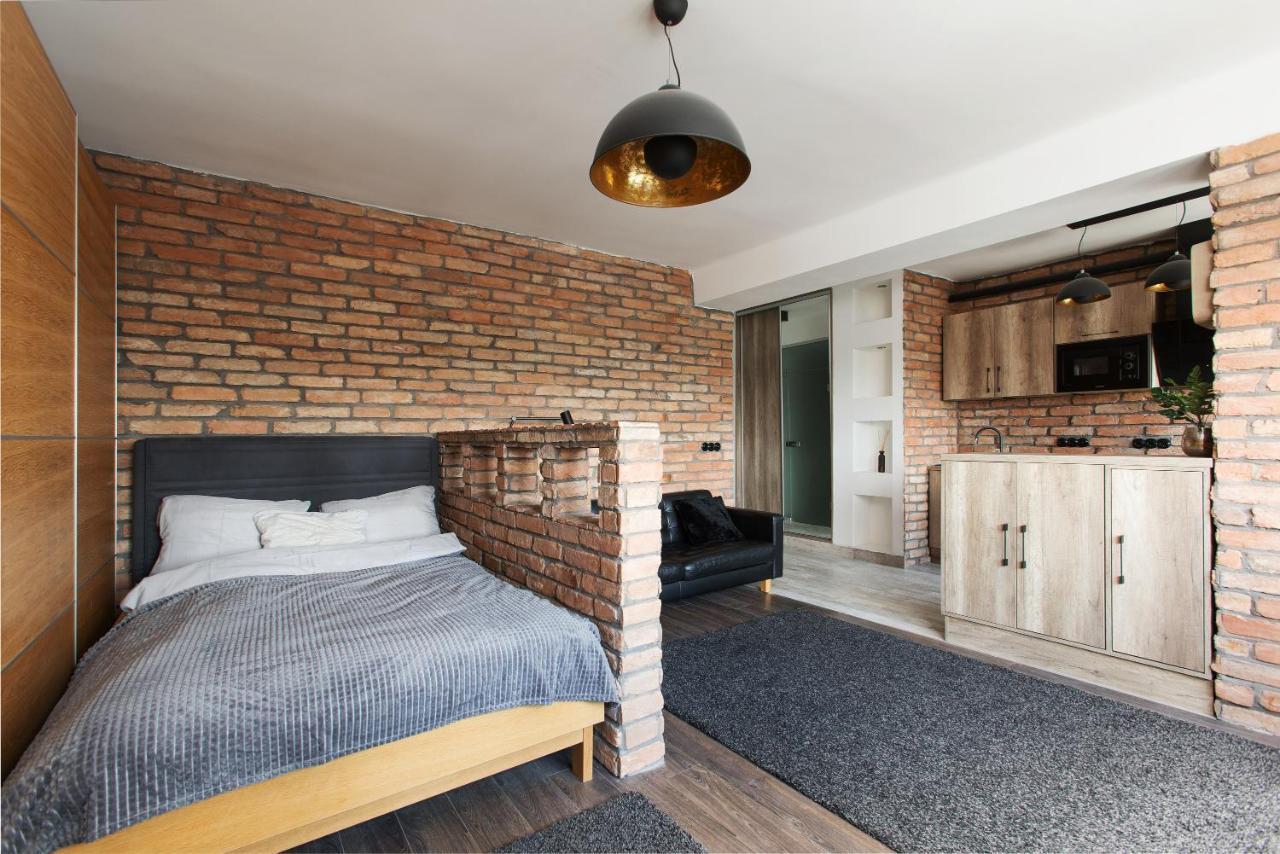 Apartman Industrial Studio